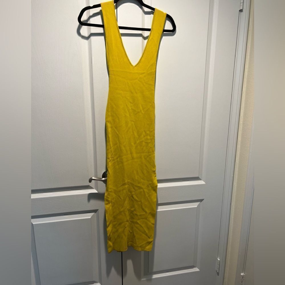 Forever 21 Belted Ribbed side-Slits Midi Dress - Picture 3 of 5